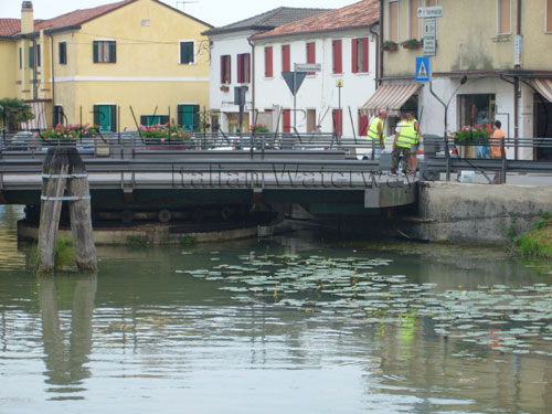 Chiuse e ponti idraulici sul fiume Brenta